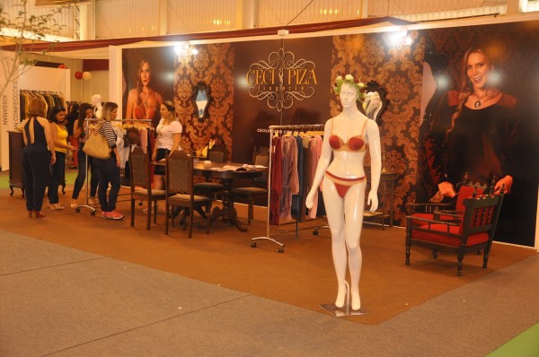 Felinju - Feira de Lingerie de Juruaia 2015